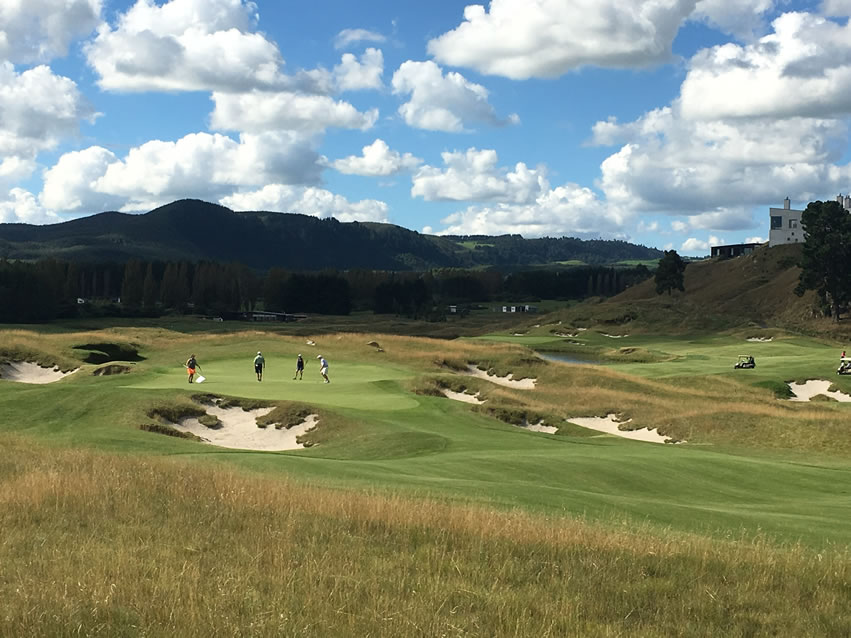 <h2>2018 New Zealand & Australia Golf Cruise</h2>13 Nights | 5-6 Rounds | Auckland to Sydney | February 22 – March 7